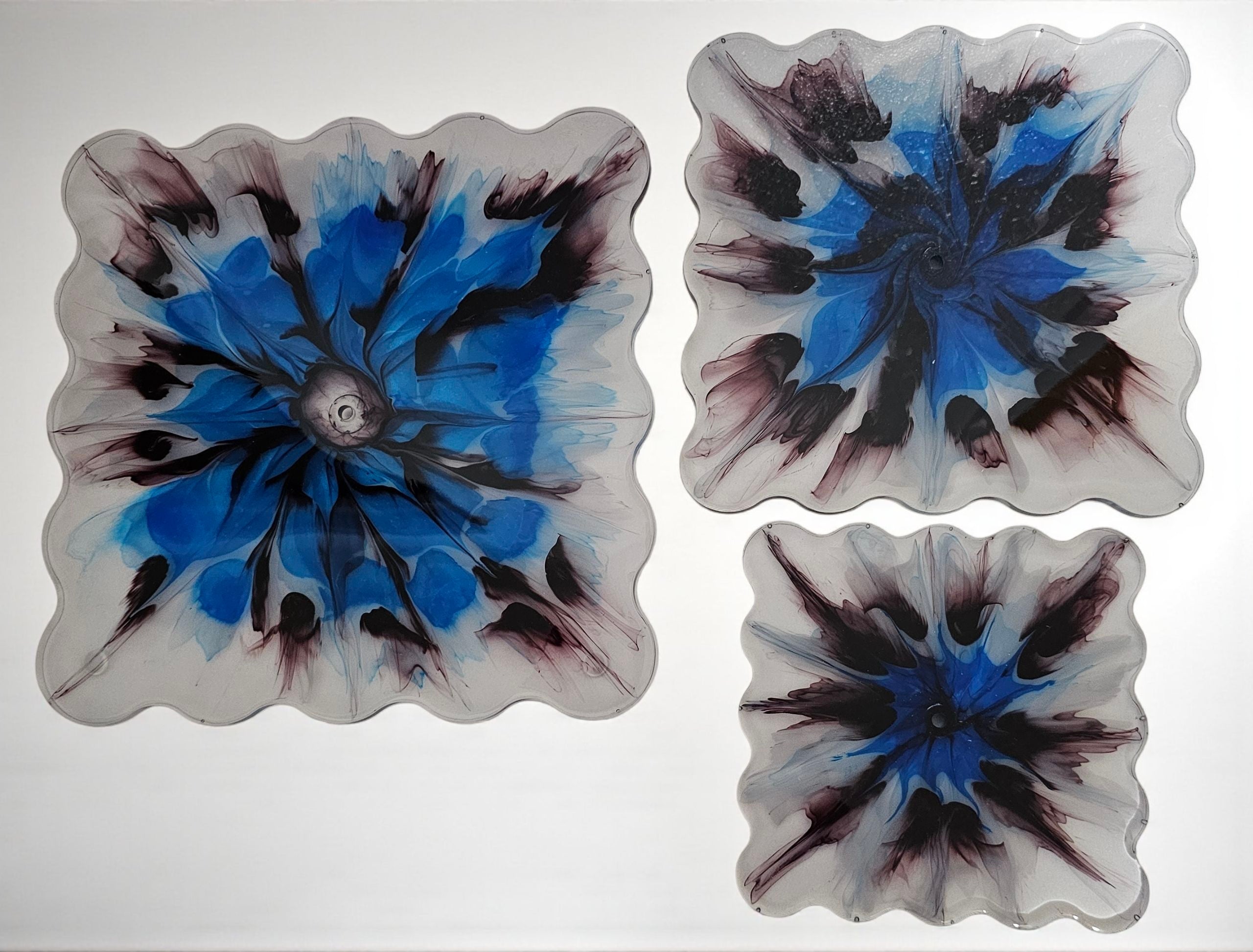 3 tiered dessert tray